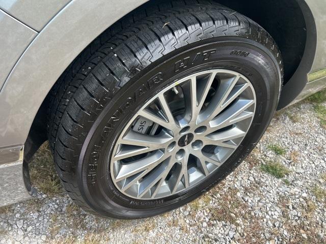 used 2025 Genesis GV80 car, priced at $42,995