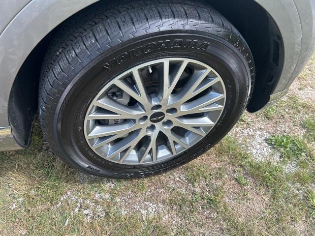 used 2025 Genesis GV80 car, priced at $42,995