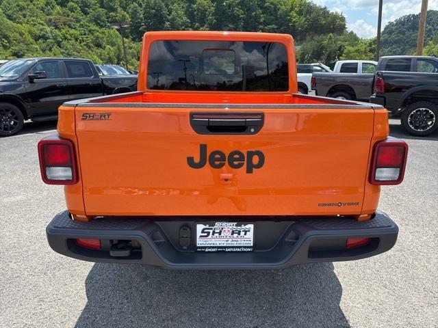new 2025 Jeep Gladiator car, priced at $43,788