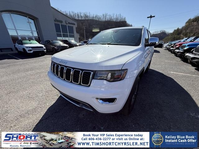 used 2018 Jeep Grand Cherokee car, priced at $18,500