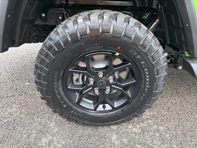 new 2025 Jeep Gladiator car, priced at $41,497