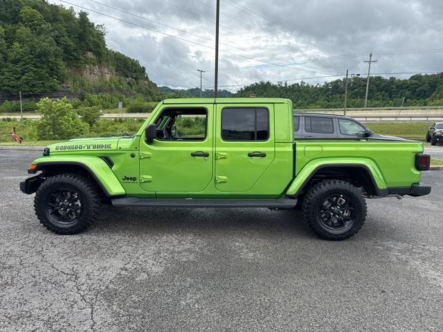 new 2025 Jeep Gladiator car, priced at $41,497