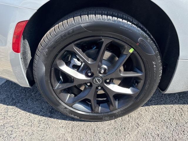 new 2026 Chrysler Pacifica car, priced at $51,247