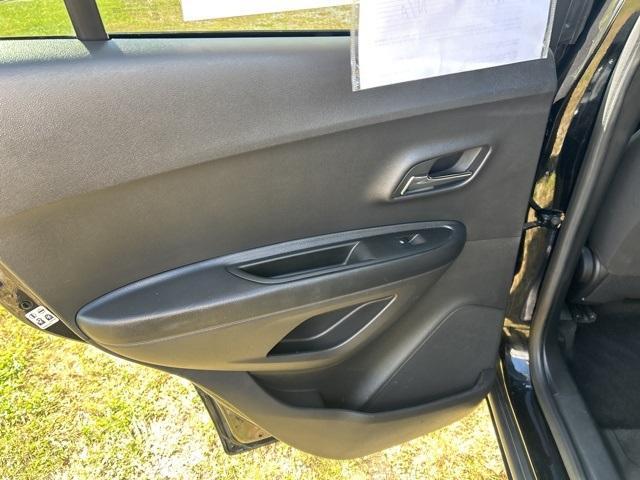 used 2022 Chevrolet Trax car, priced at $15,800