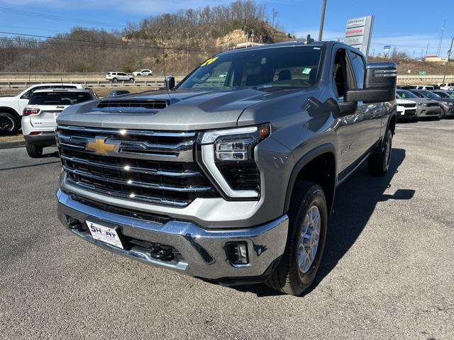 used 2024 Chevrolet Silverado 2500 car, priced at $59,996