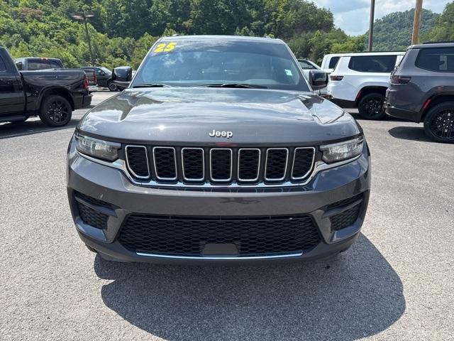 used 2025 Jeep Grand Cherokee car, priced at $37,500
