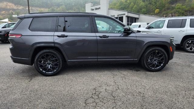 new 2025 Jeep Grand Cherokee L car, priced at $62,497