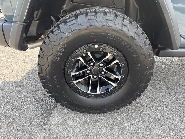 new 2025 Jeep Wrangler car, priced at $59,836