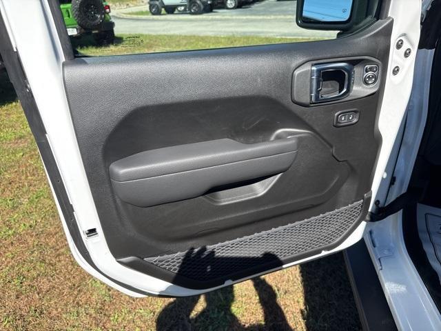 new 2026 Jeep Wrangler car, priced at $48,497