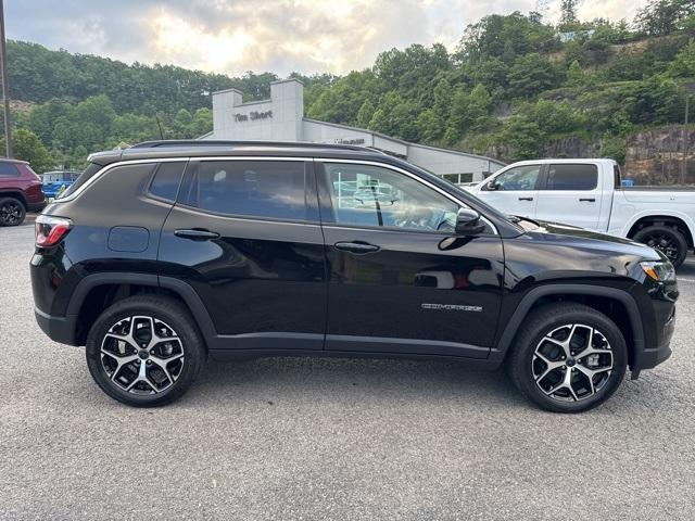 new 2025 Jeep Compass car, priced at $31,497