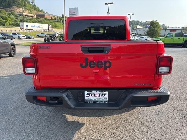 new 2025 Jeep Gladiator car, priced at $41,497