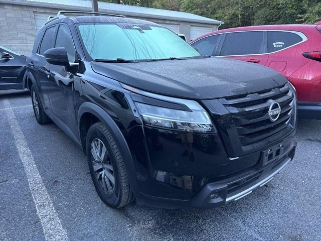 used 2023 Nissan Pathfinder car, priced at $31,996