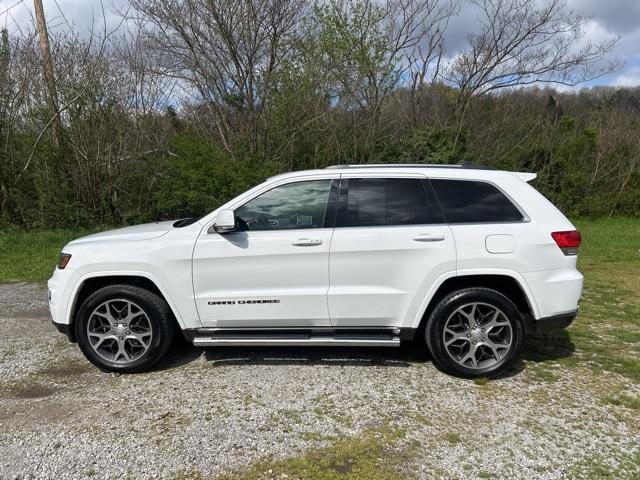 used 2018 Jeep Grand Cherokee car, priced at $17,995