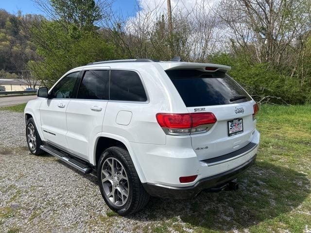 used 2018 Jeep Grand Cherokee car, priced at $17,995