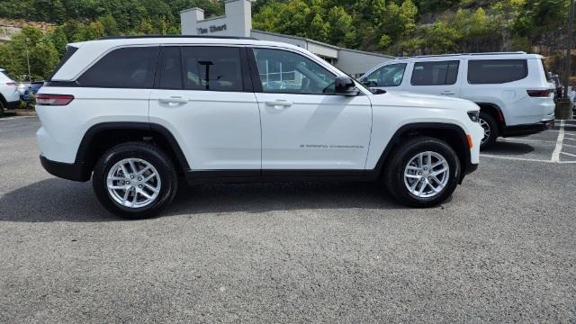 new 2024 Jeep Grand Cherokee car, priced at $37,497