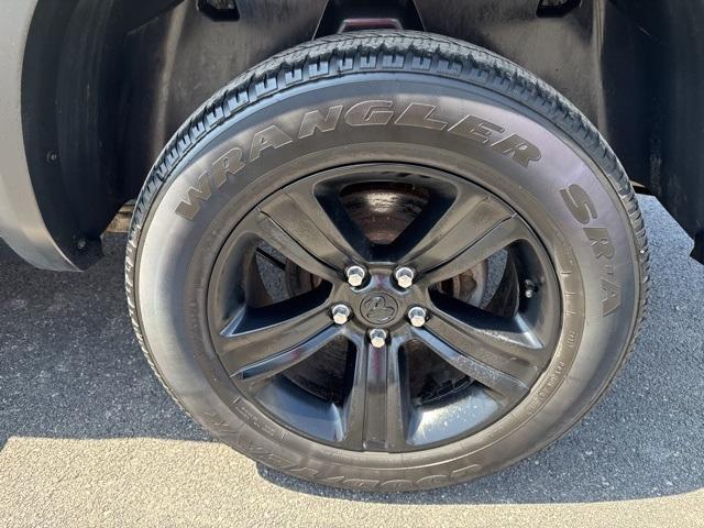 used 2021 Ram 1500 Classic car, priced at $28,996