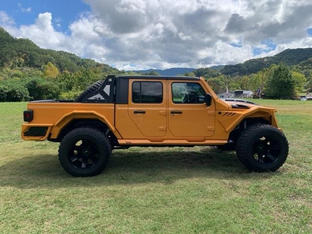 used 2021 Jeep Gladiator car, priced at $54,996