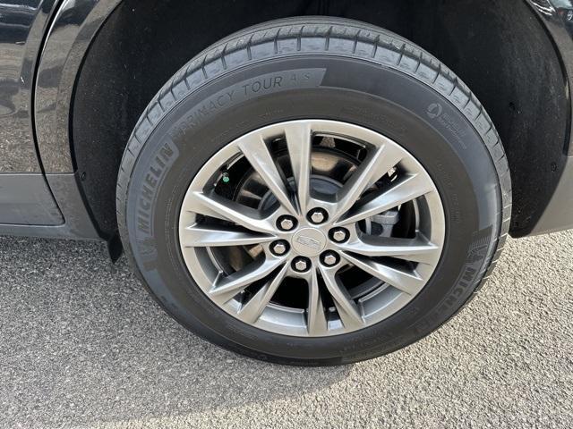 used 2023 Cadillac XT5 car, priced at $27,750
