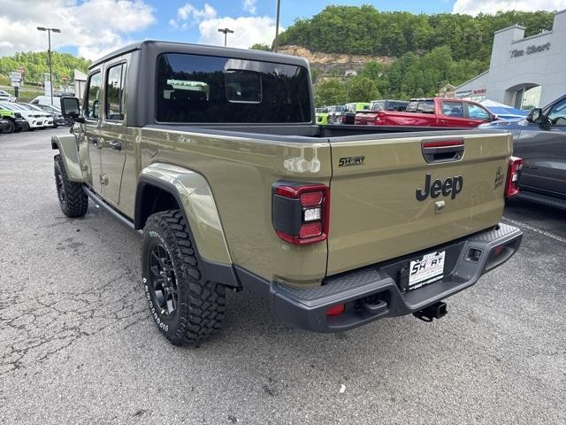 new 2025 Jeep Gladiator car, priced at $44,197