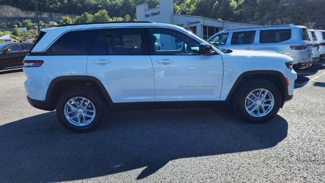 new 2024 Jeep Grand Cherokee car, priced at $38,497