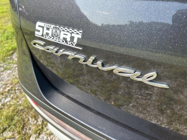 used 2022 Kia Carnival car, priced at $24,996
