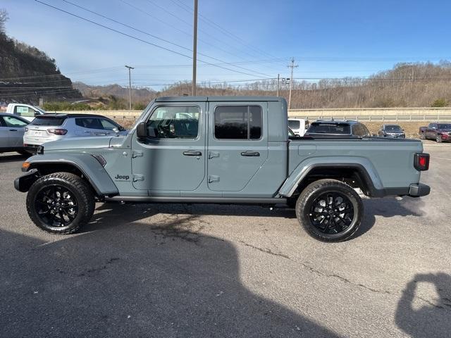 new 2025 Jeep Gladiator car, priced at $38,997