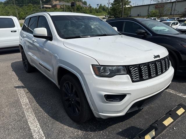 used 2017 Jeep Grand Cherokee car, priced at $12,996