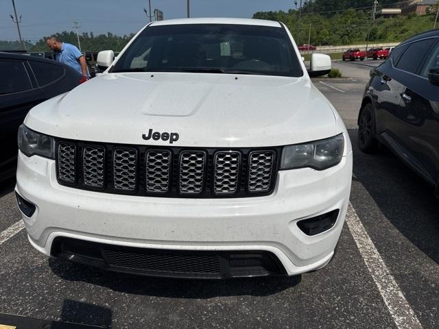 used 2017 Jeep Grand Cherokee car, priced at $12,996