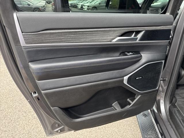 used 2024 Jeep Wagoneer L car, priced at $54,996