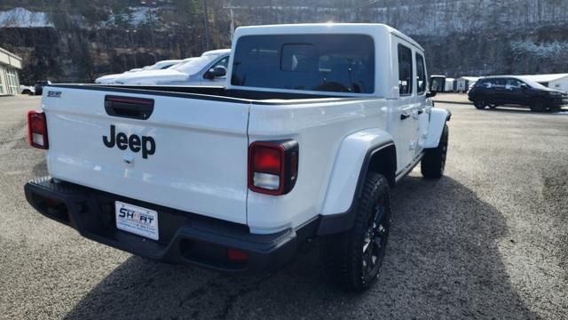 new 2025 Jeep Gladiator car, priced at $38,997