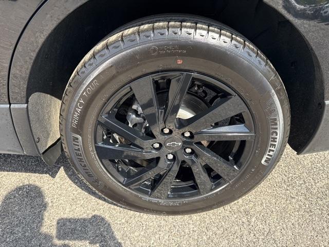 used 2024 Chevrolet Equinox car, priced at $24,996