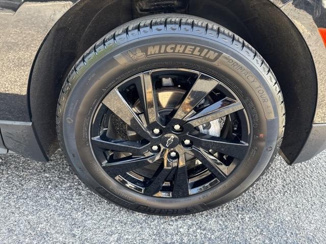 used 2024 Chevrolet Equinox car, priced at $24,996