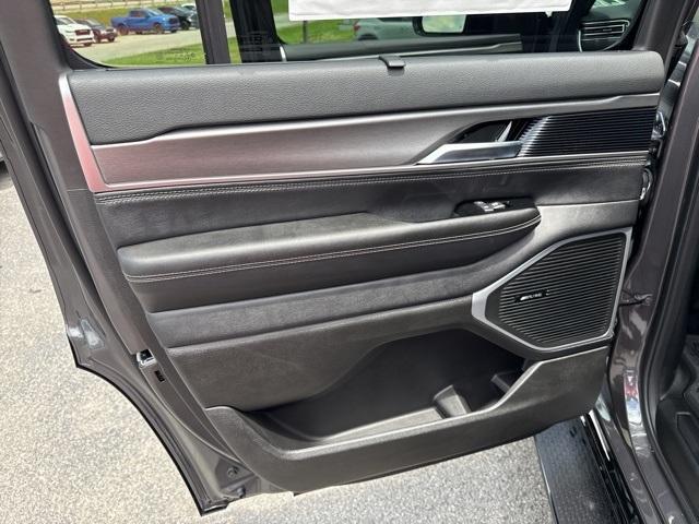 new 2025 Jeep Wagoneer car, priced at $74,446