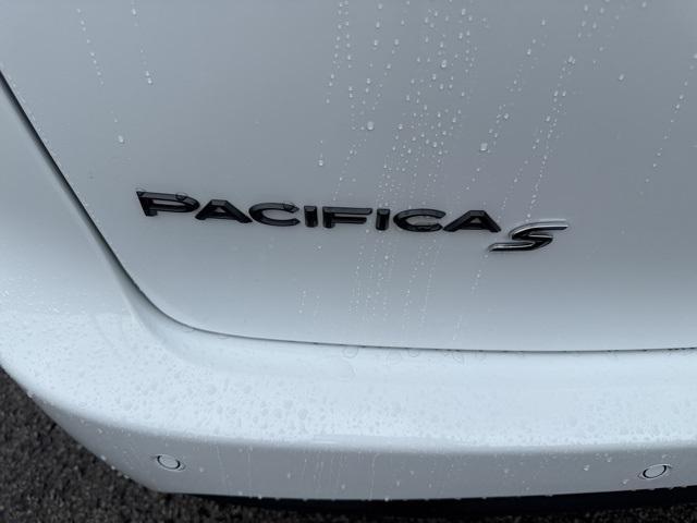 new 2026 Chrysler Pacifica car, priced at $47,397