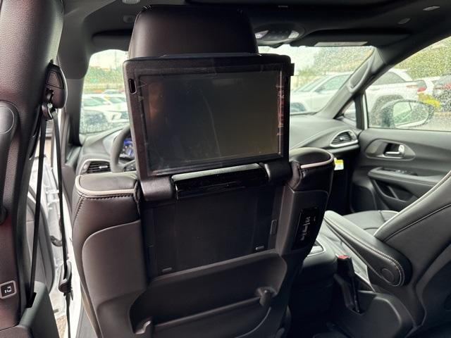 new 2026 Chrysler Pacifica car, priced at $47,397