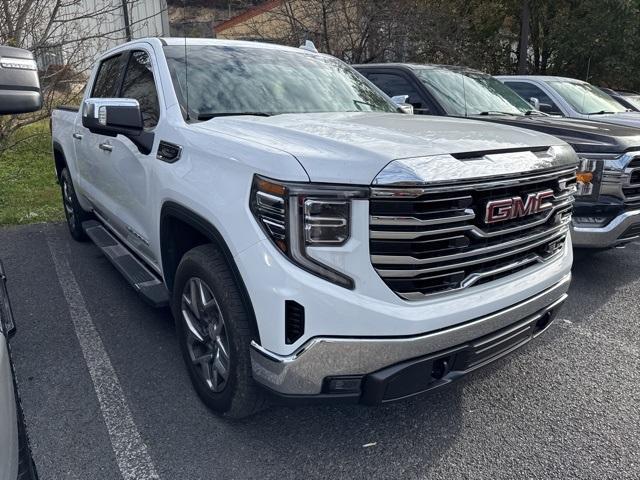 used 2022 GMC Sierra 1500 car, priced at $44,500
