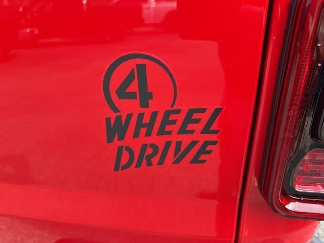 new 2025 Jeep Gladiator car, priced at $44,150