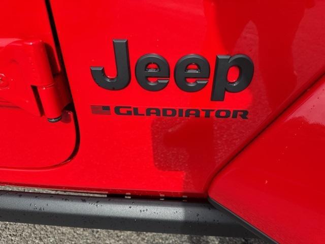 new 2025 Jeep Gladiator car, priced at $44,150