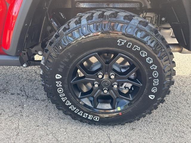 new 2025 Jeep Gladiator car, priced at $44,150