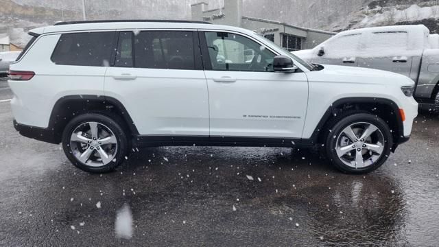 new 2025 Jeep Grand Cherokee L car, priced at $48,597