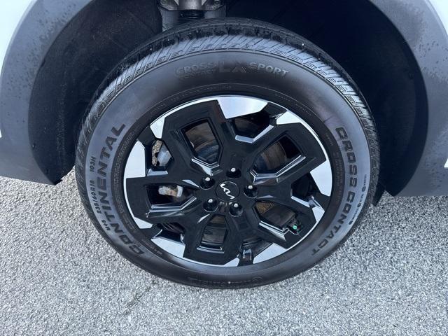 used 2024 Kia Sorento car, priced at $31,996