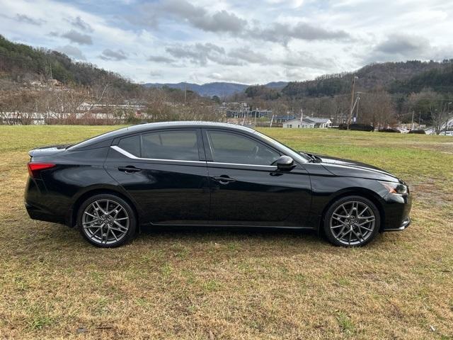 used 2024 Nissan Altima car, priced at $25,996