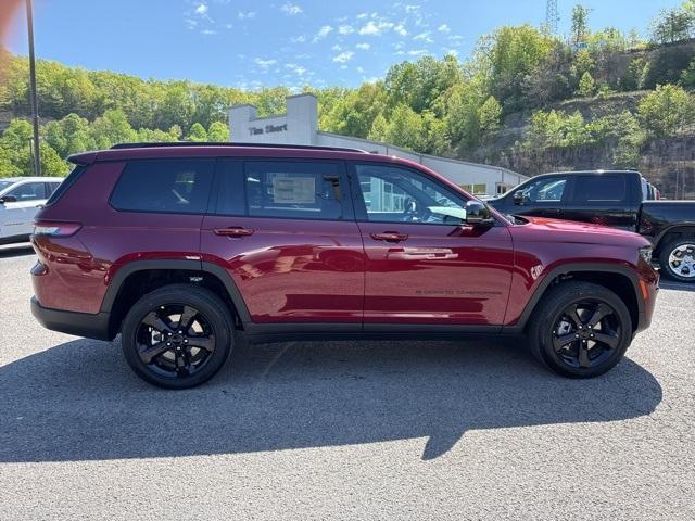 new 2025 Jeep Grand Cherokee L car, priced at $42,497