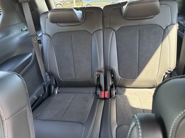 new 2025 Jeep Grand Cherokee L car, priced at $42,497