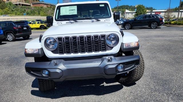 new 2024 Jeep Gladiator car, priced at $40,997