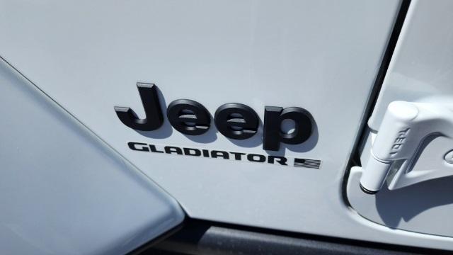 new 2024 Jeep Gladiator car, priced at $40,997