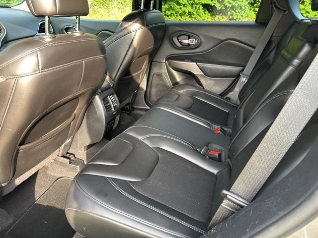 used 2019 Jeep Cherokee car, priced at $13,996