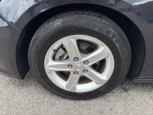 used 2023 Chevrolet Malibu car, priced at $18,996