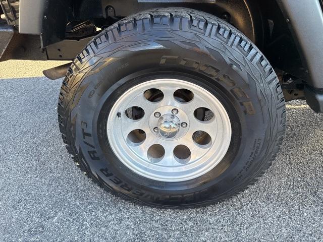 used 2013 Jeep Wrangler Unlimited car, priced at $14,700