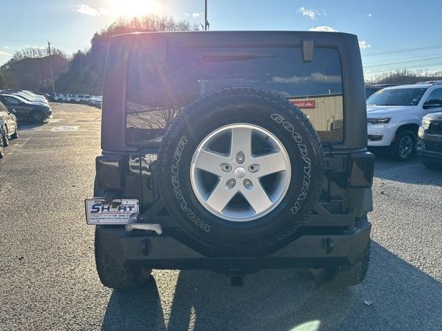 used 2013 Jeep Wrangler Unlimited car, priced at $14,700